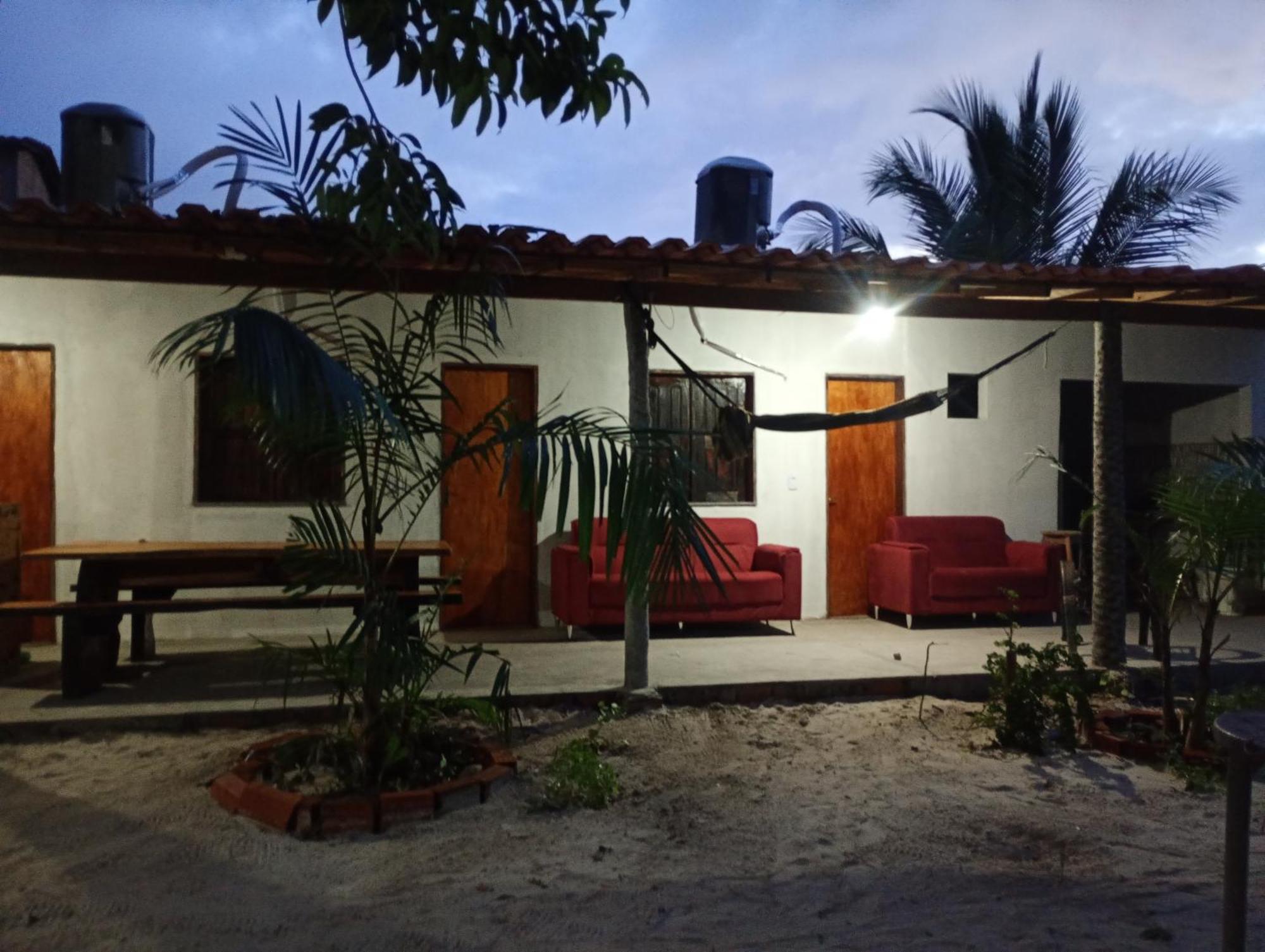 Hostel E Camping Na Rua Das Flores Santo Amaro do Maranhao Екстер'єр фото