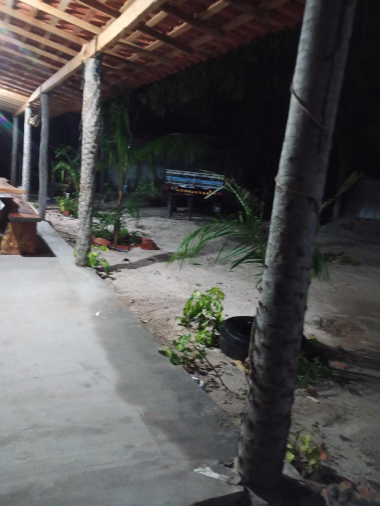 Hostel E Camping Na Rua Das Flores Santo Amaro do Maranhao Екстер'єр фото