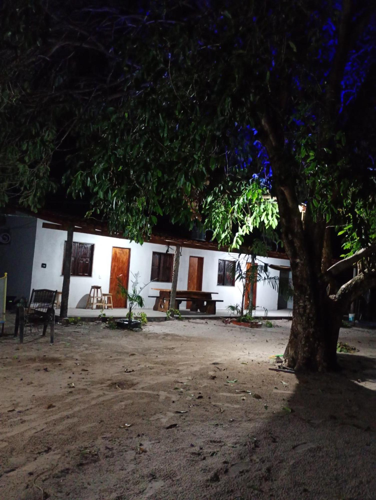 Hostel E Camping Na Rua Das Flores Santo Amaro do Maranhao Екстер'єр фото