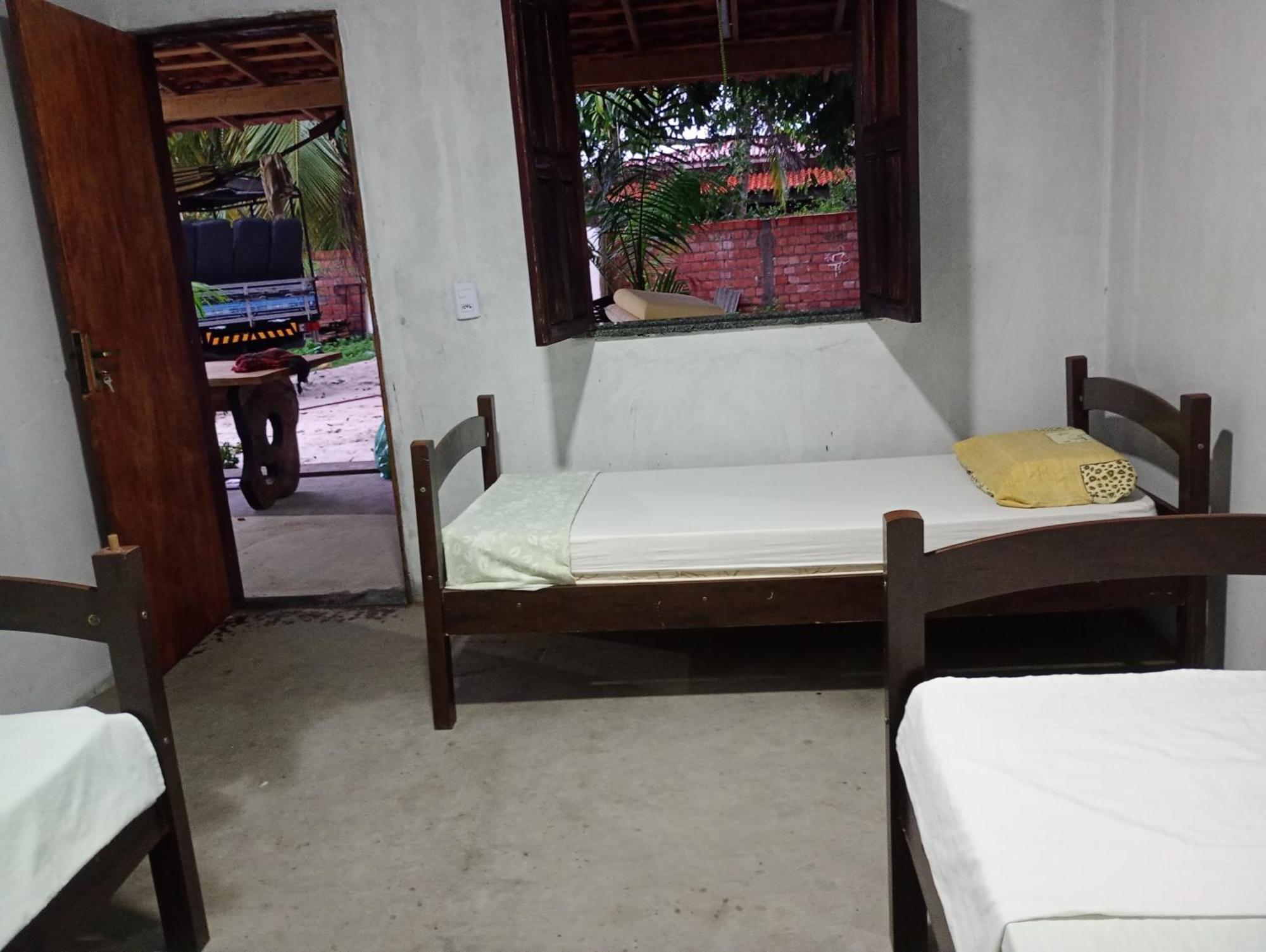 Hostel E Camping Na Rua Das Flores Santo Amaro do Maranhao Екстер'єр фото