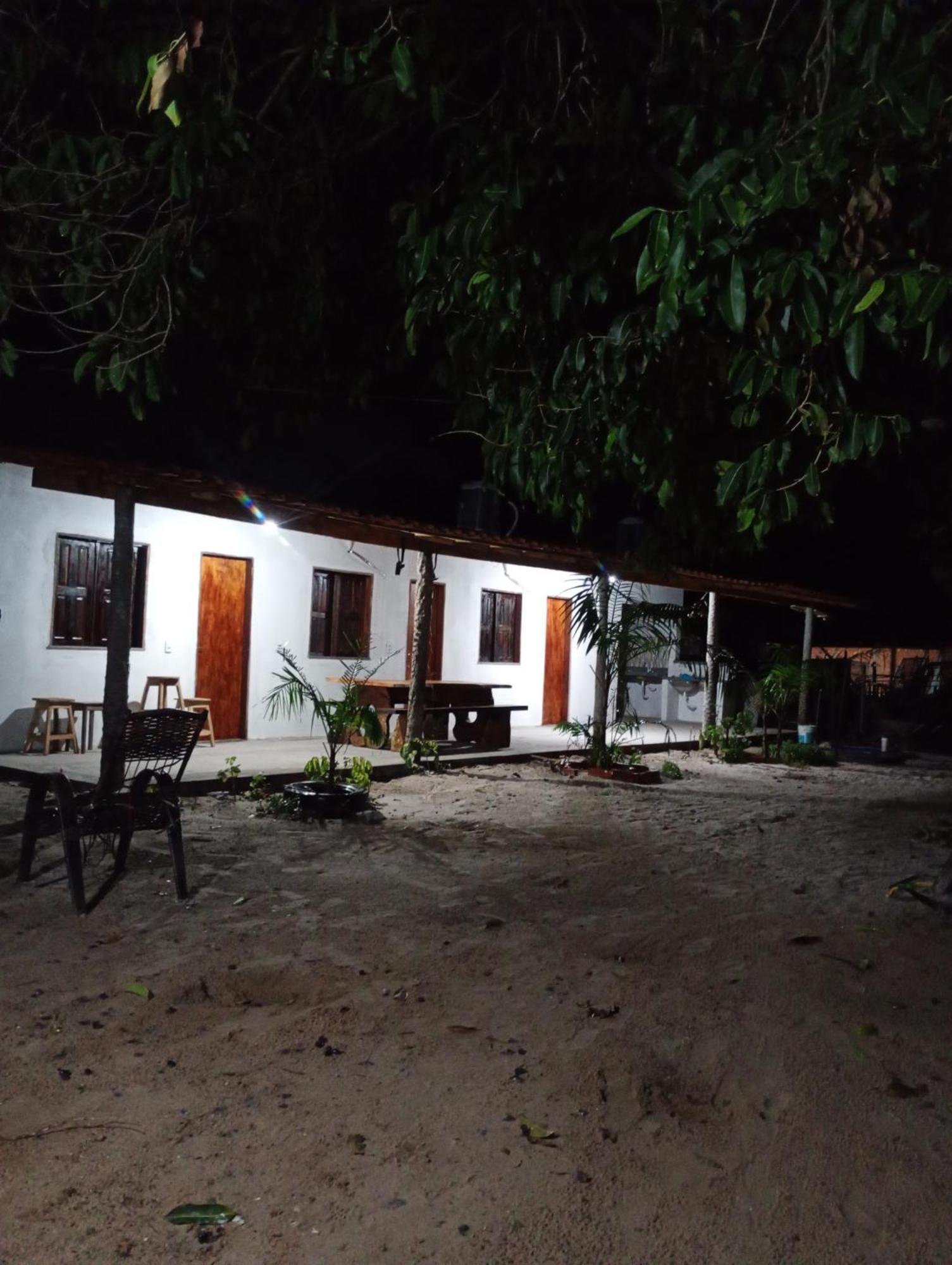 Hostel E Camping Na Rua Das Flores Santo Amaro do Maranhao Екстер'єр фото